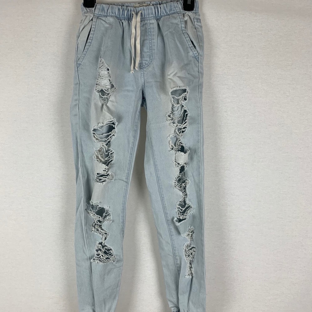 Ripped Lightwashed Joggers